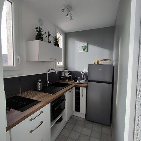 Studio Meuble Classe 2 Etoiles - 30M² 格雷乌莱班 外观 照片